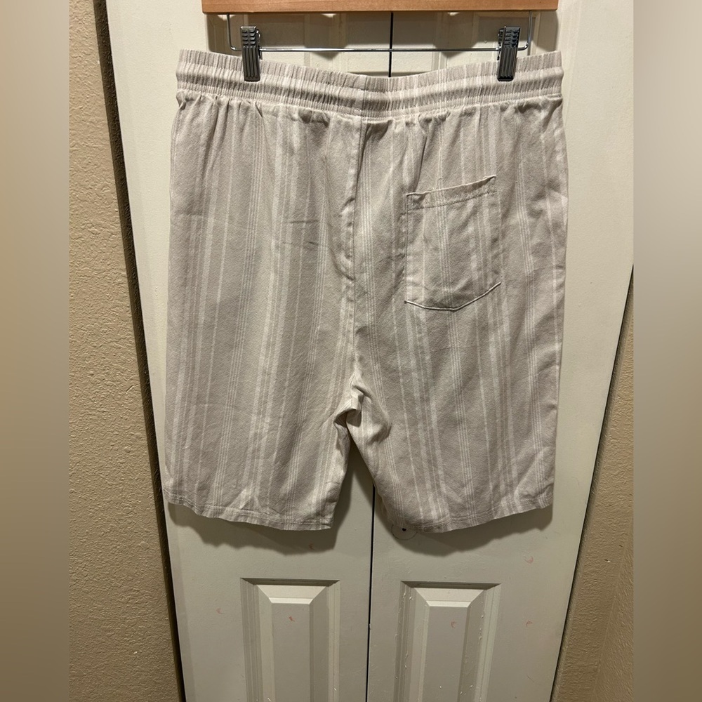 Public Record Cotton Shorts Men’s Resort Summer , size Large - Picture 5 of 5